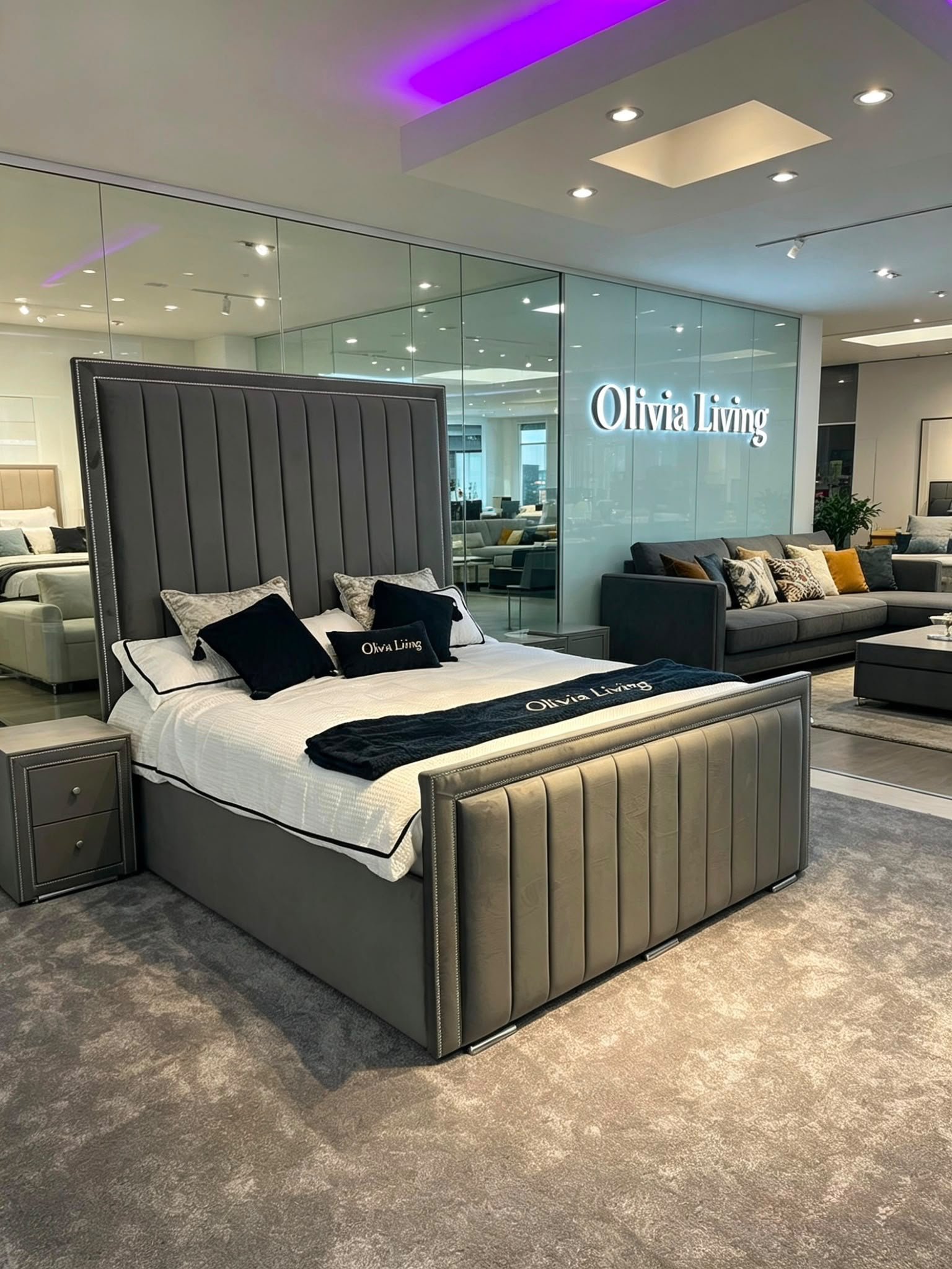 Lumière Luxe Bed